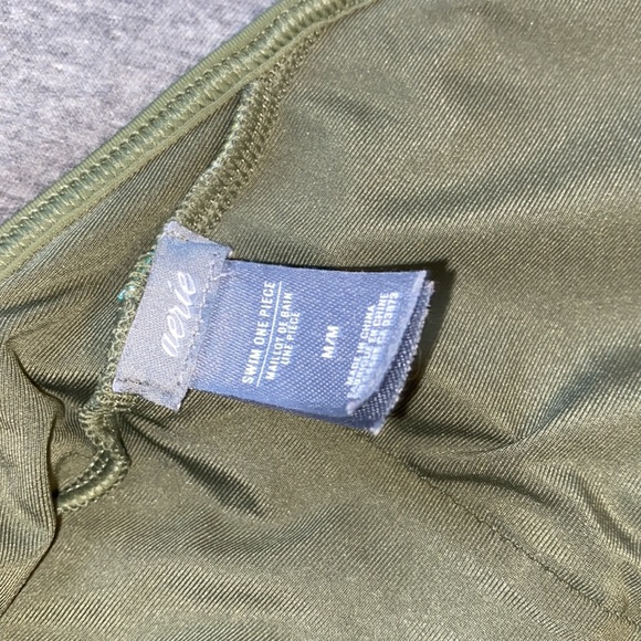 Aerie one-piece bathing suit - Picture 4 of 4